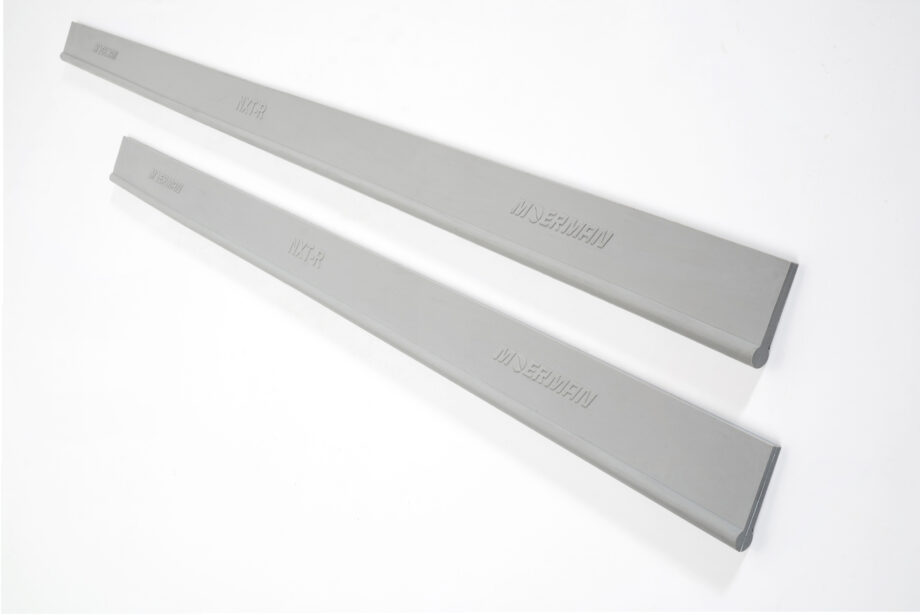 Caoutchouc Moerman NXT-R Silver Edition en silicone et découpe 90° 35 cm ref 28018 & 28019.
