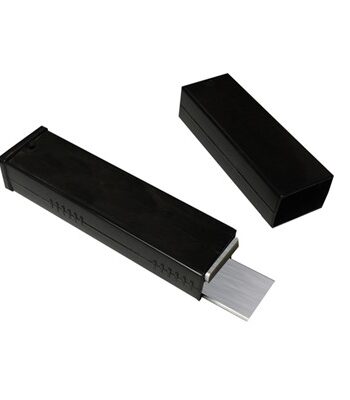 Cartouche Unger en plastique noir de lames en acier inox (pour grattoir) ref ENB10 & ENB15