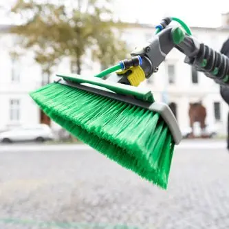 Brosse Unger nLITE Power complète à poils fleurés verts