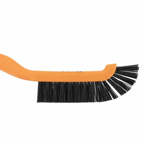 Brosse Maykker TrackBrush Plus pour nettoyage des rainures